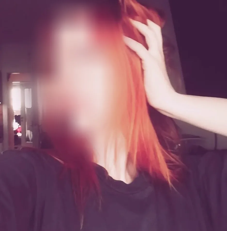 Aoife, 19