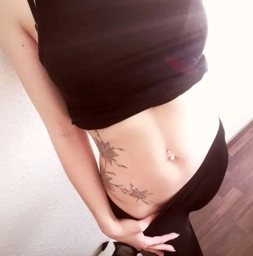 Sofia, 34